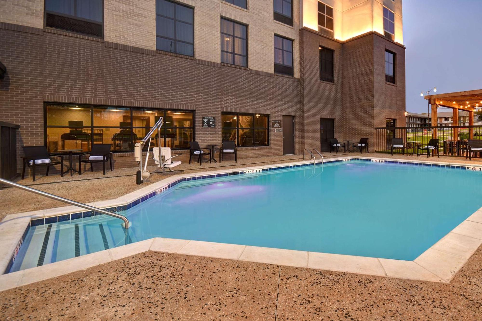 Homewood Suites By Hilton Tuscaloosa Downtown- Near Univ Of Alabama Exterior photo